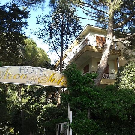 Hotel Arco Del Sole Lavagna Kültér fotó